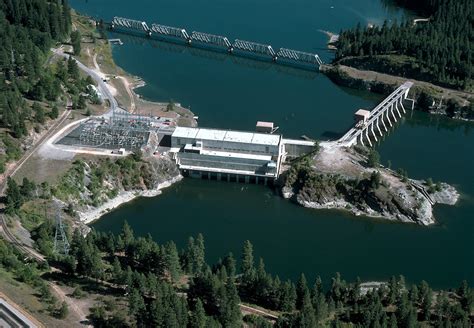 albeni falls dam construction